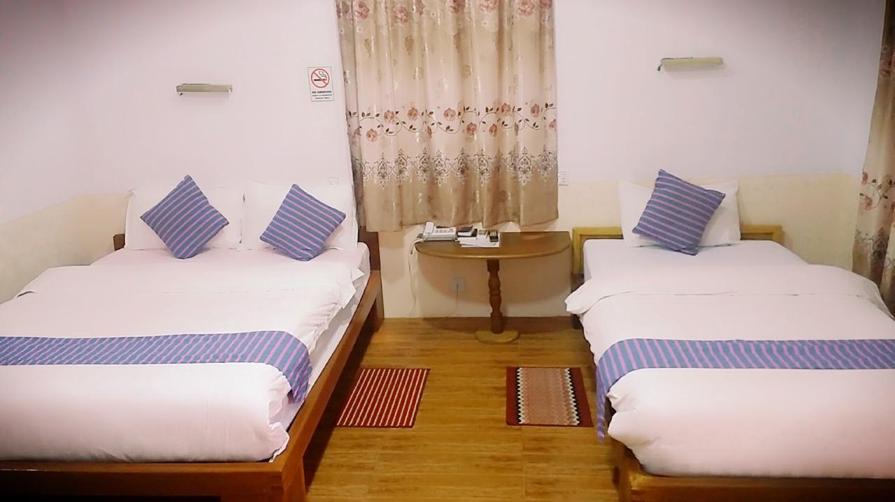 Wun Tawp Garden Hotel Myitkyinā Exteriör bild